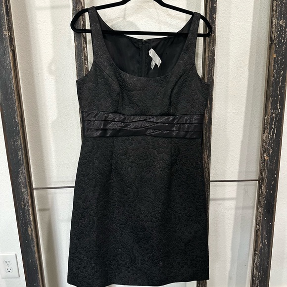 Badgley Mischka Size 14 Metallic BLACK Lace Textured Sleeveless Dress - Picture 1 of 8